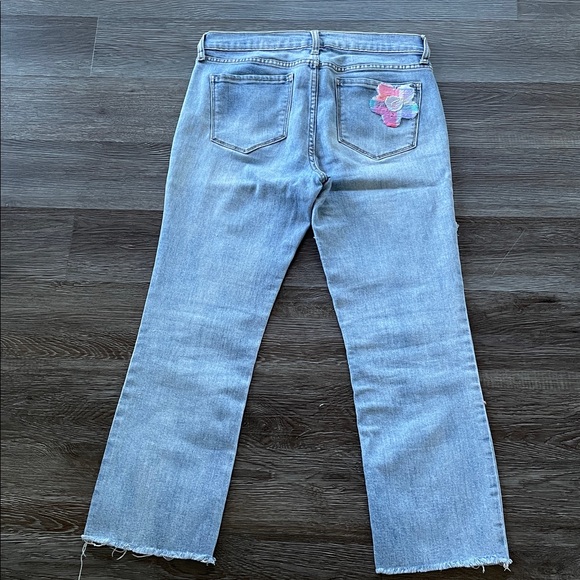 Upcycled Embellished Cropped Flare Light Wash Jeans Boho Scrappy Fabric Flowers - Picture 15 of 16